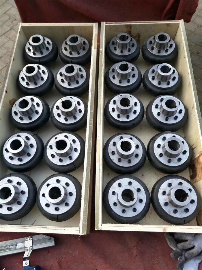 UL型輪胎式聯(lián)軸器 UL型輪胎式聯(lián)軸器